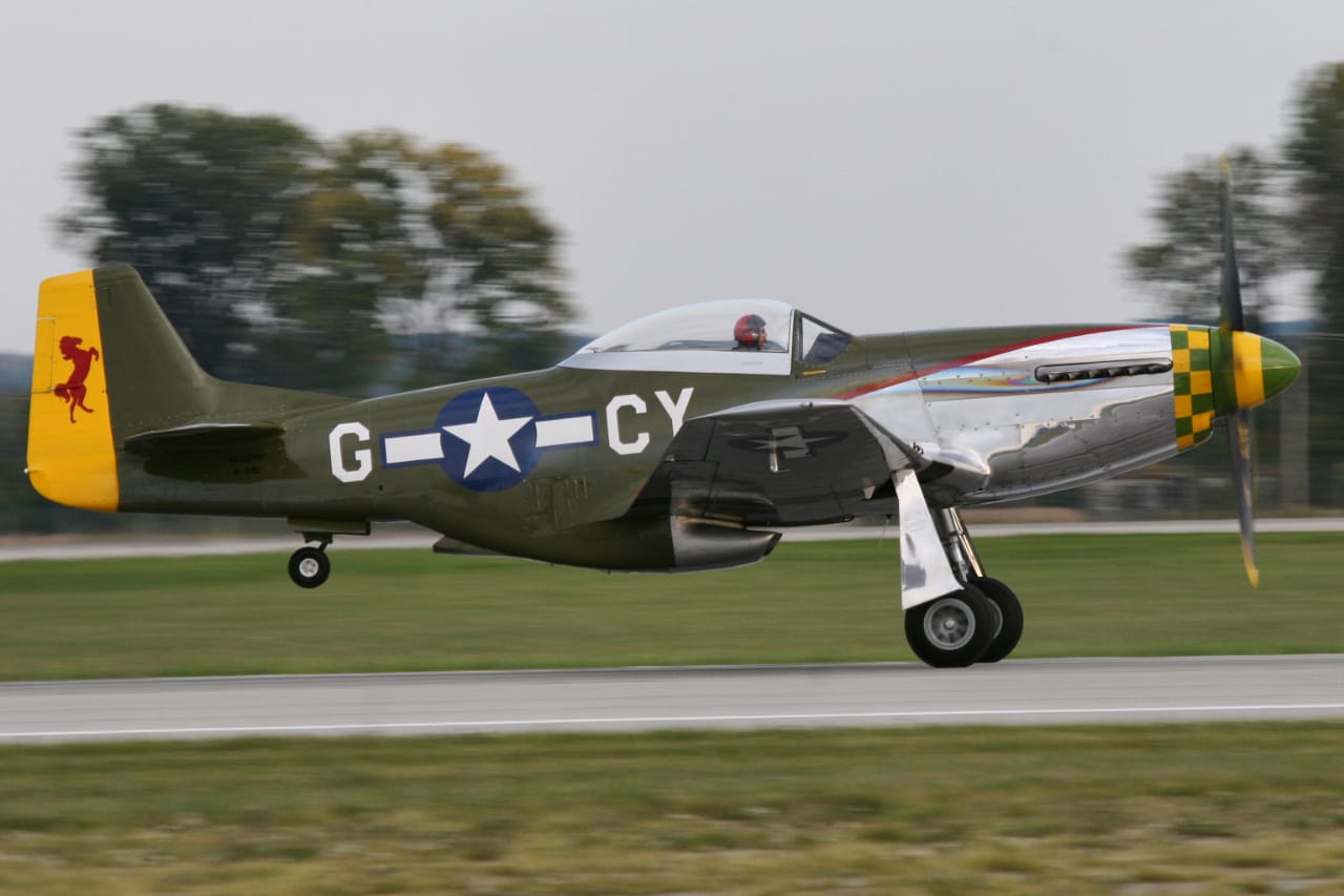 P51DN551W4414985.TheMillieGChrisEnglandKLCKColumbusOHSept