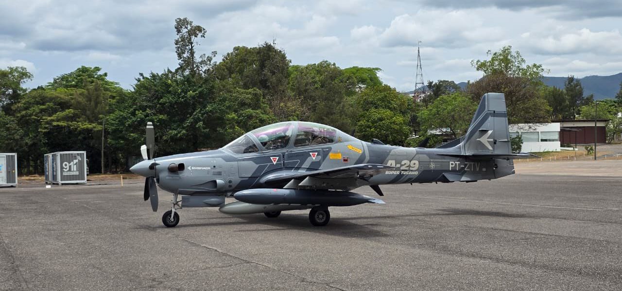 Super-tucano